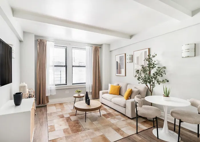 73-406 New 1Br 1Bth Uws Doorman Gym